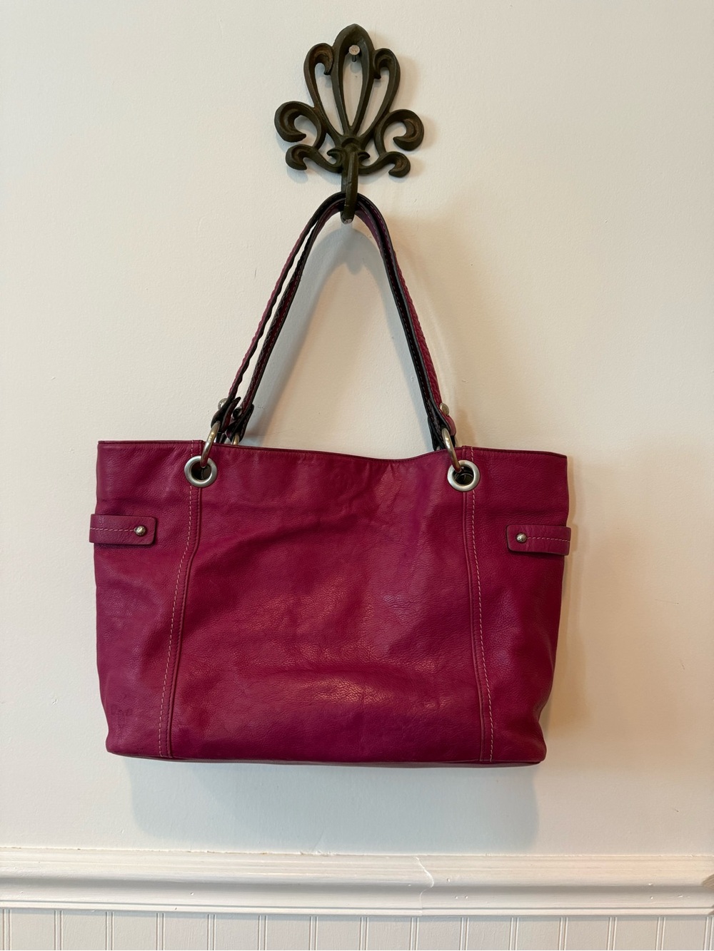 Liz Claiborne Berry Leather Shoulder Tote